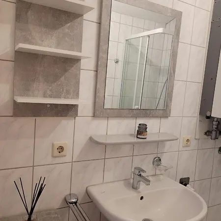 Apartment Monteurwohnung In *